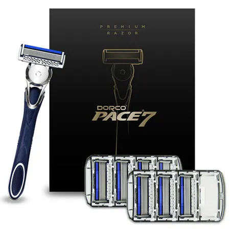 Dorco Pace 7 razor handle with spare cartridges and box